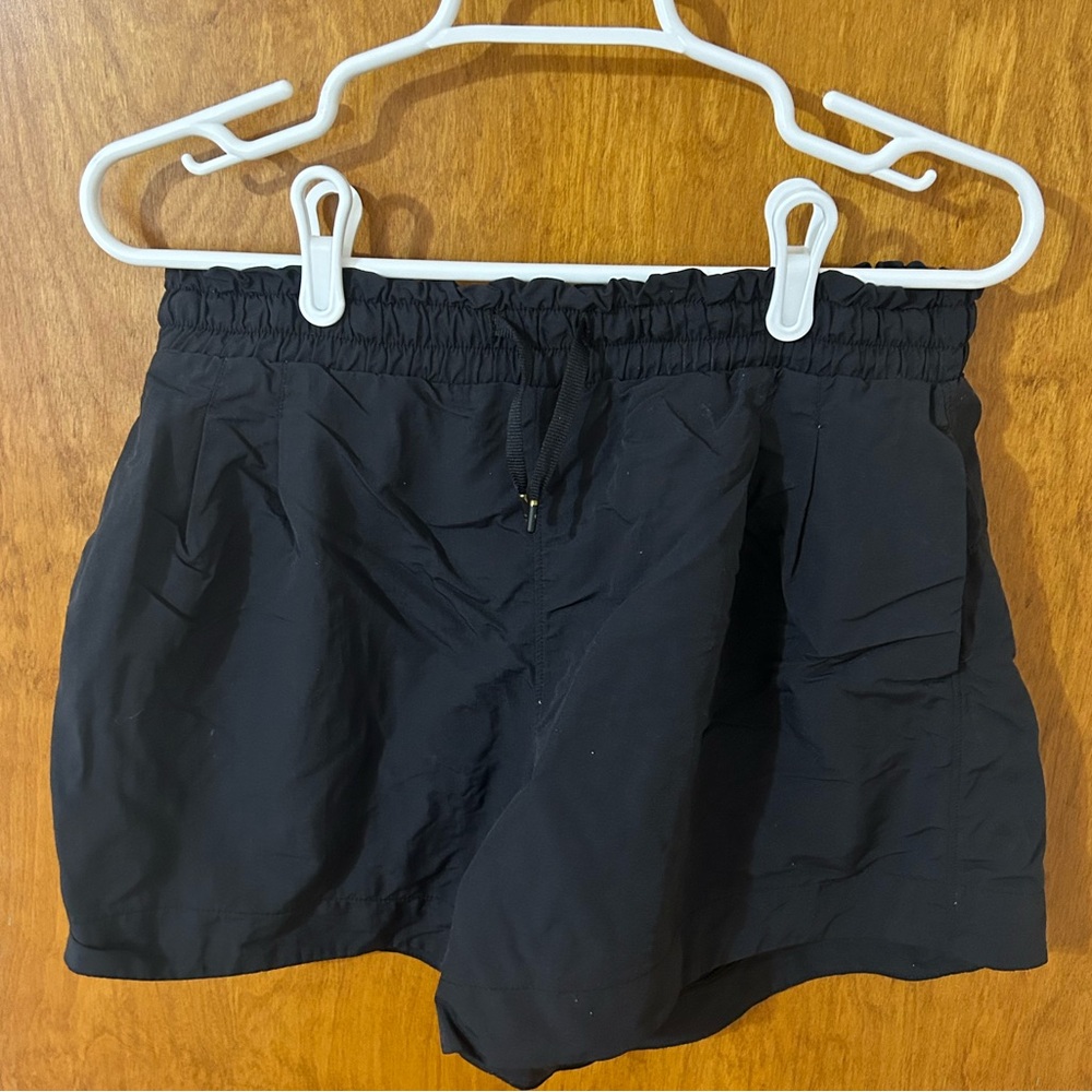 All in motion black shorts